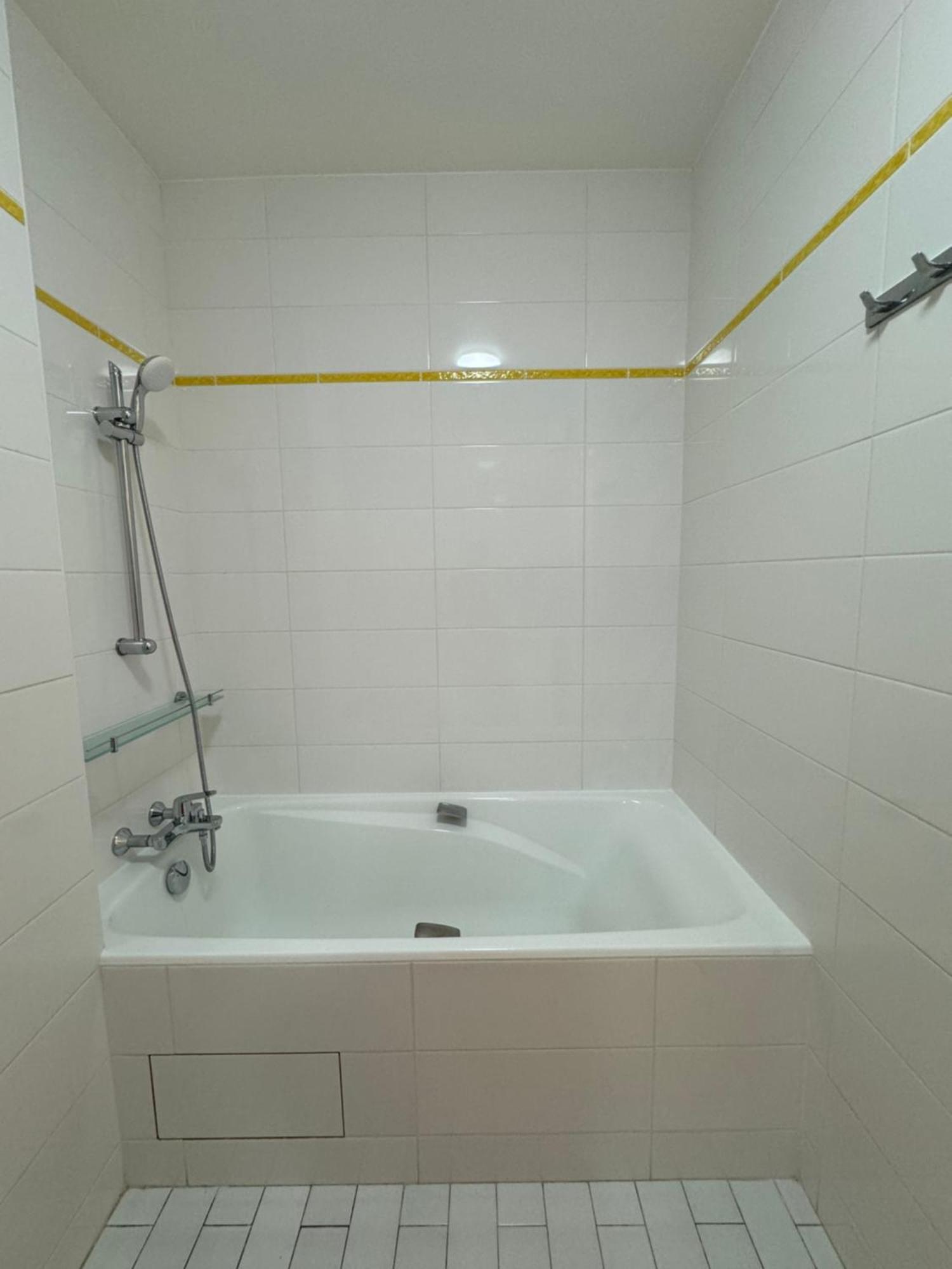 Appartement Marais, Sainte-croix Bretonnerie - 6 Places Paris